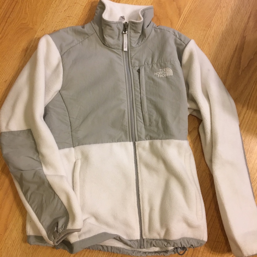Women’s large north face jacket